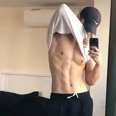 袁纪颖